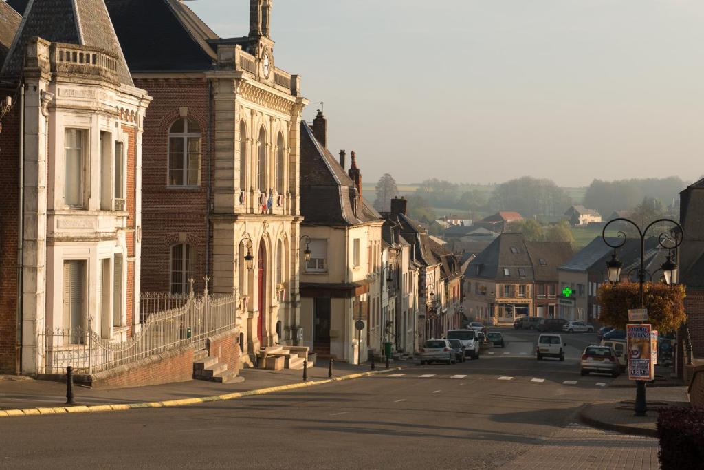 Entre Nous Hotel Rozoy-sur-Serre Luaran gambar