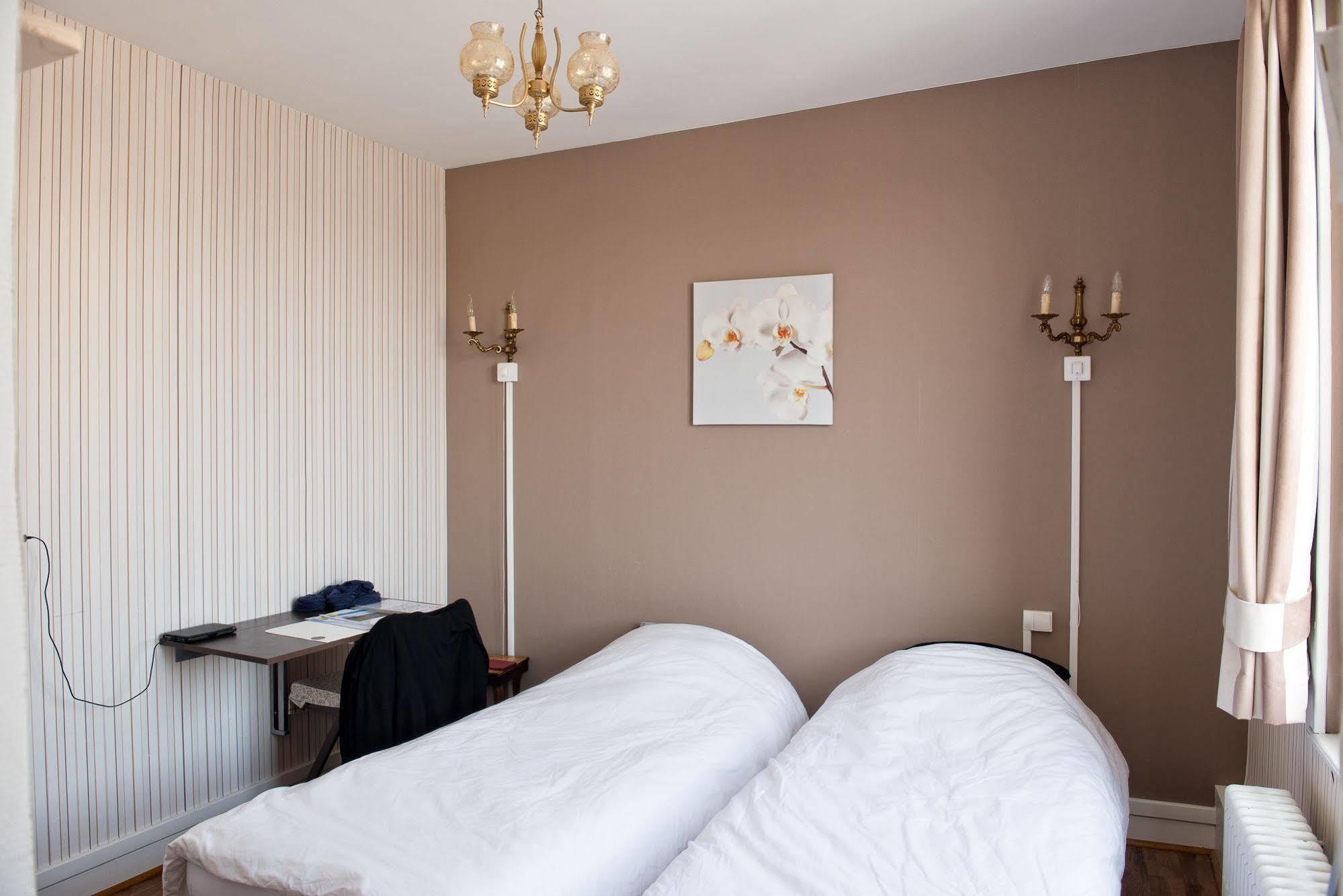 Entre Nous Hotel Rozoy-sur-Serre Luaran gambar
